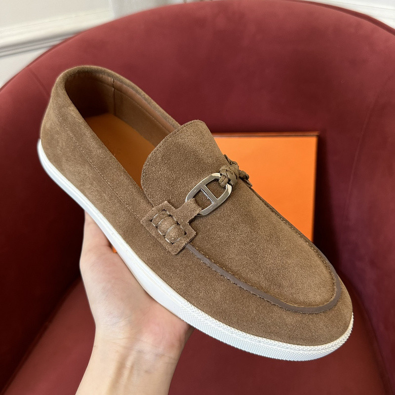 H**me5 sneaker