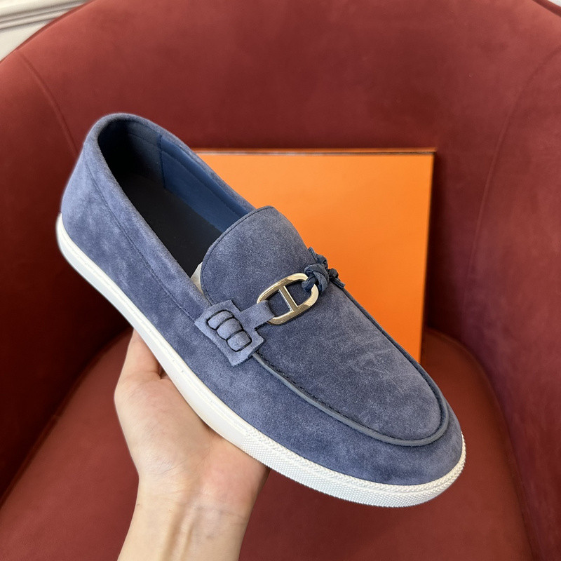 H**me5 sneaker