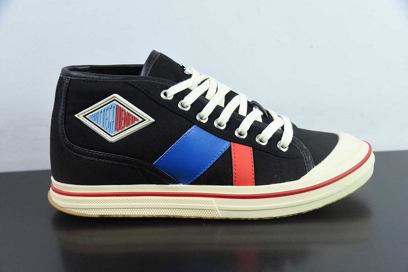 b0tt*ga Ven*ta sneaker