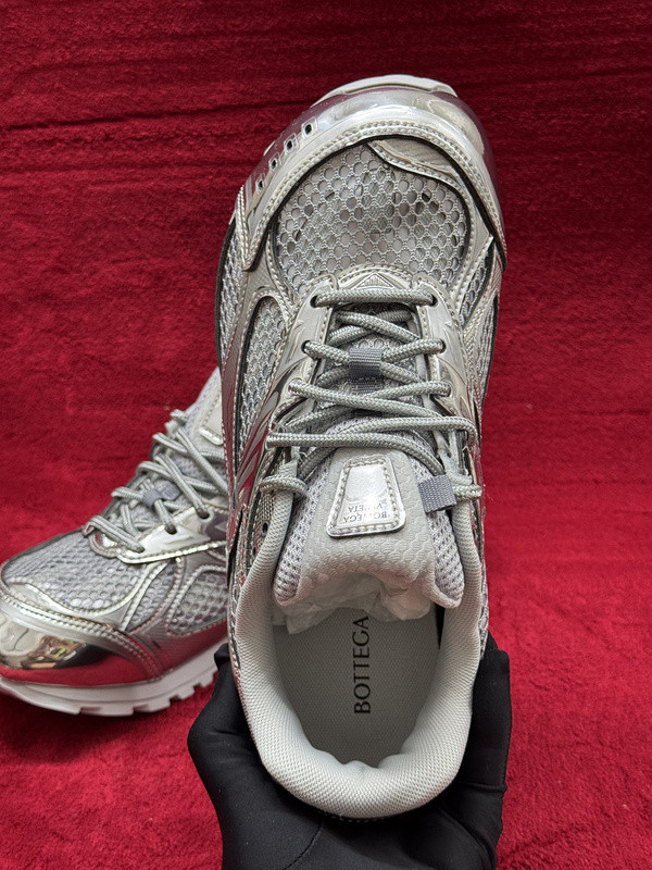 b0tt*ga Ven*ta orbit sneaker