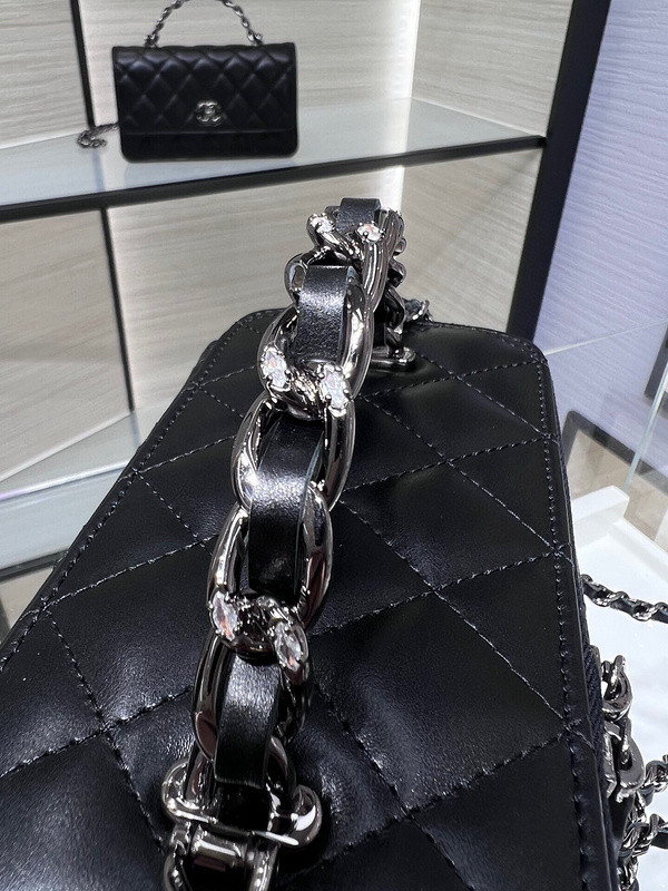 Ch**el purse