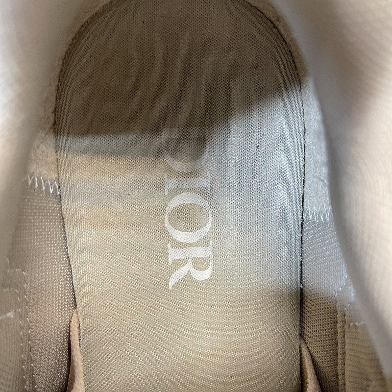 dio* sneaker