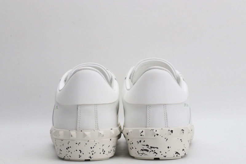 Va1e*ntin0 garavani sneaker