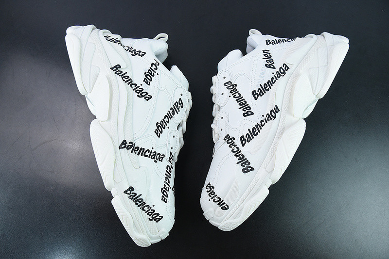 bc track sneaker