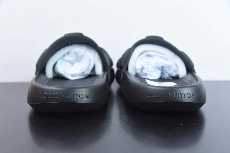 lvt sandals