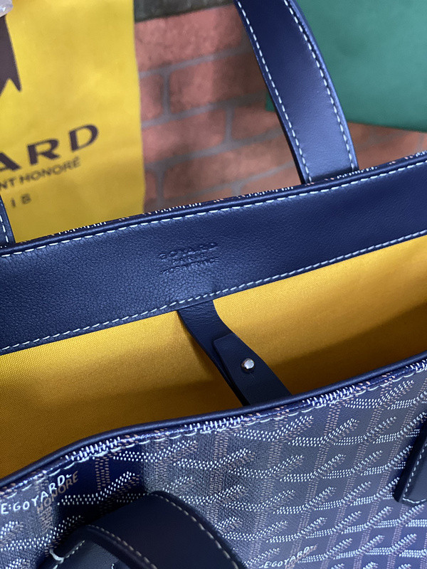 G09ard purse