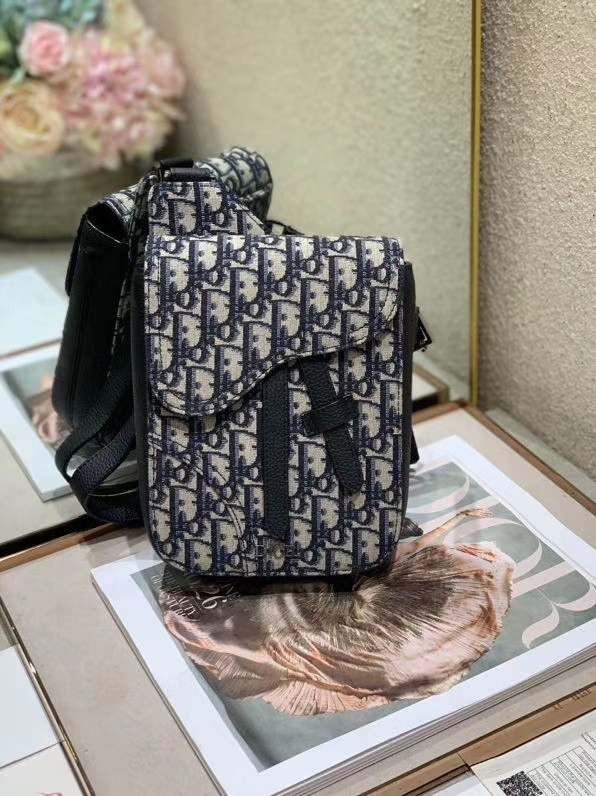 D10r bag