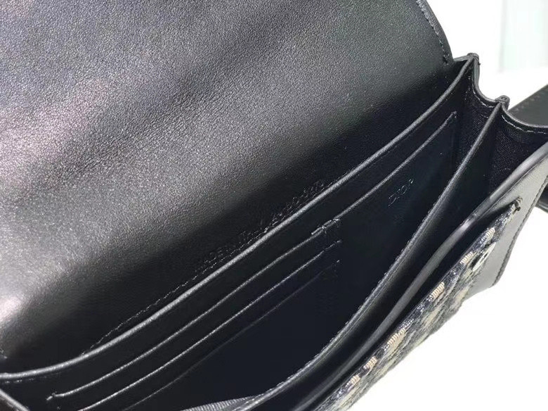 D10r bag