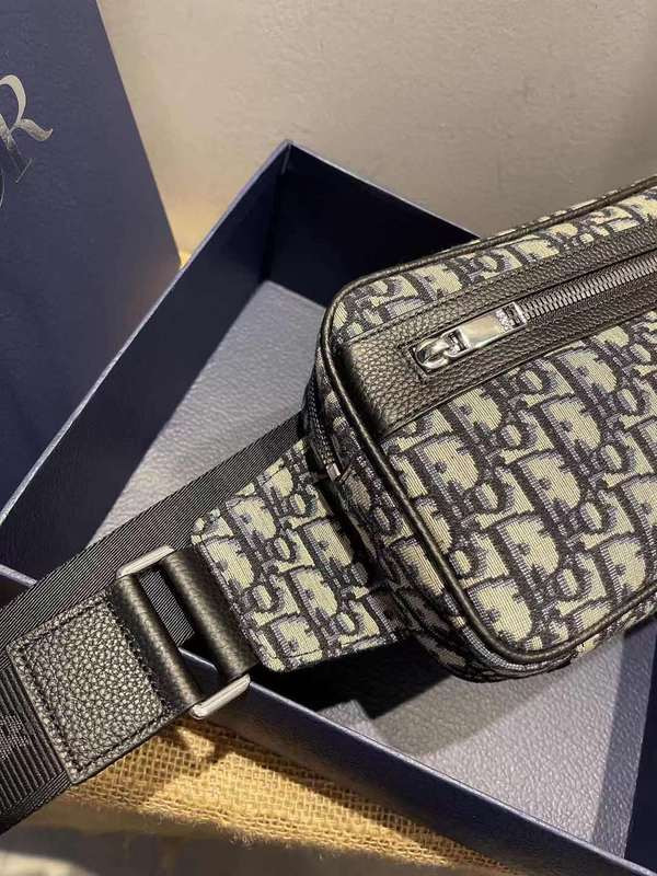 D10r bag