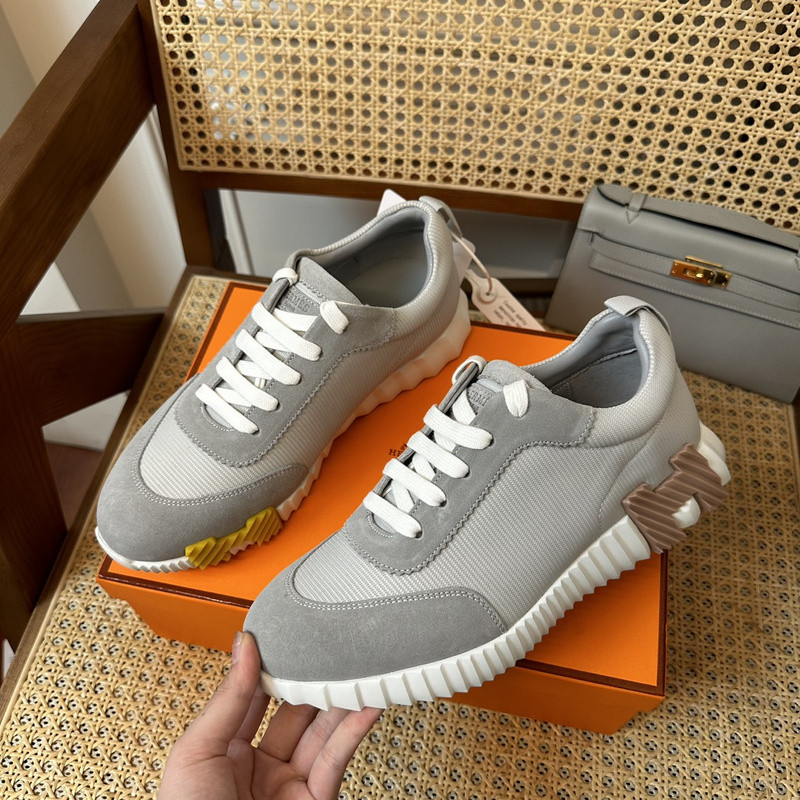H**mes sneaker