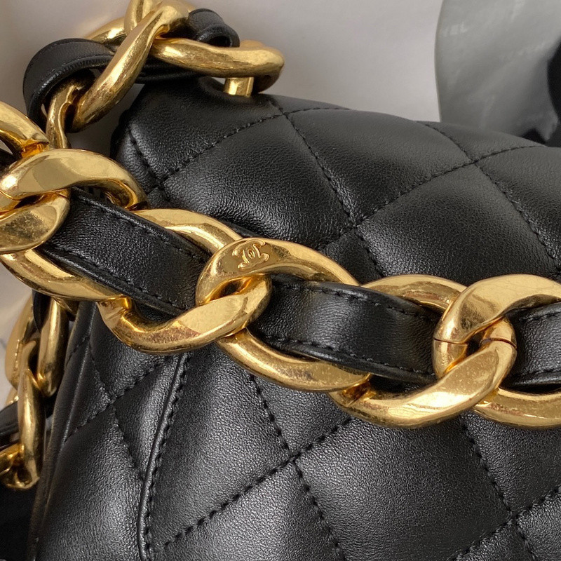 Ch**el purse