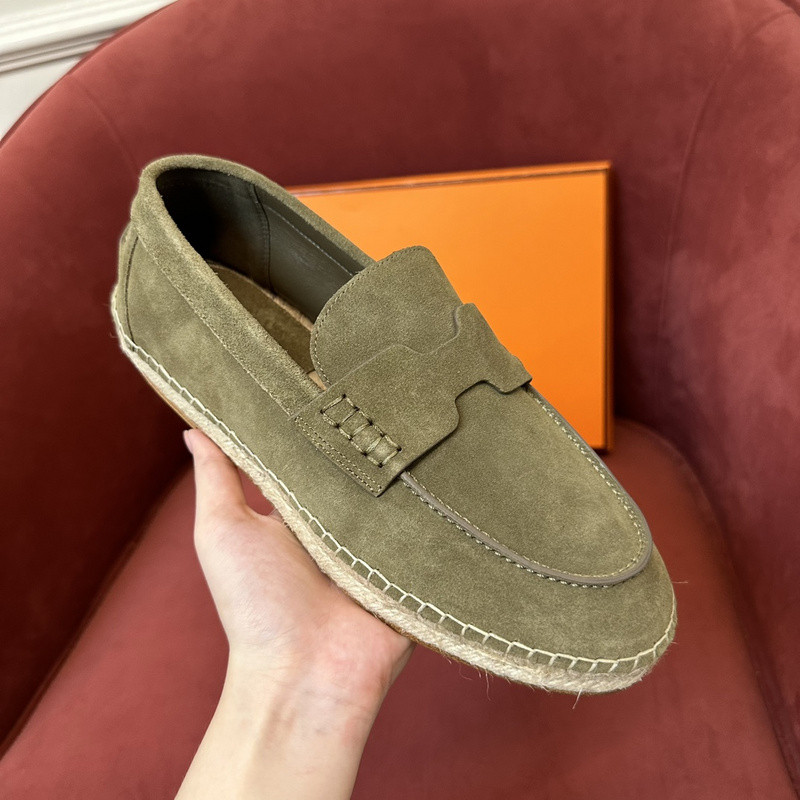H**me5 sneaker