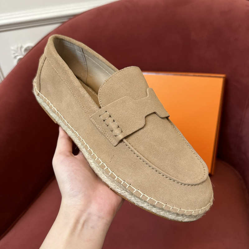 H**me5 sneaker
