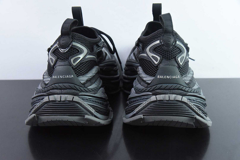 BC XL SNEAKERS