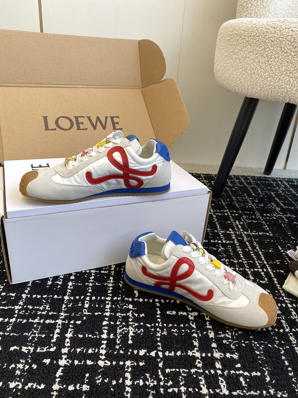 L0ew* sneaker