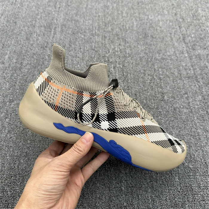 Bv*b*rry sneaker