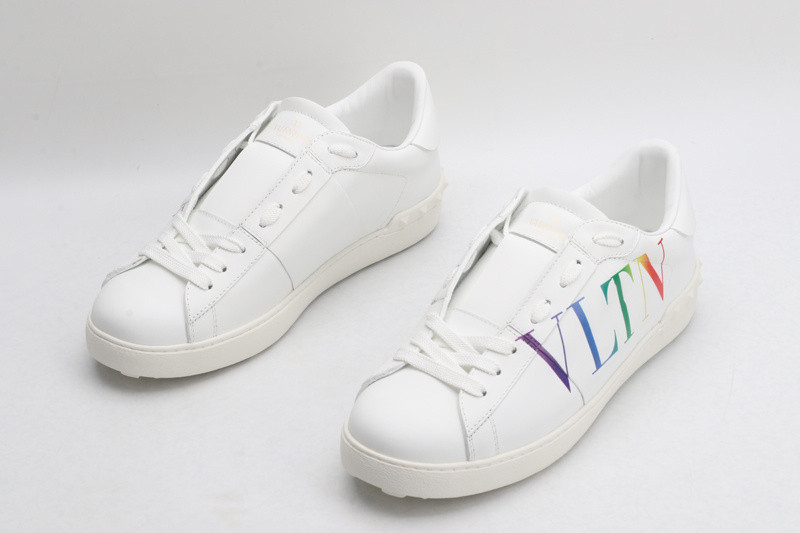 Va1e*ntin0 garavani sneaker