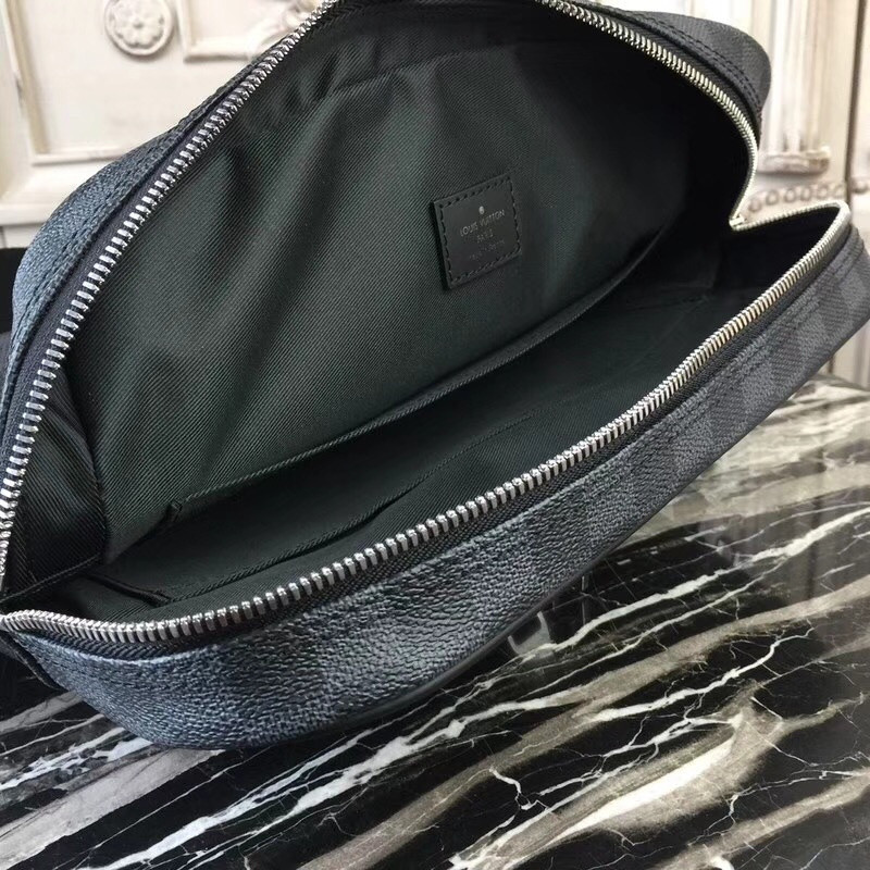 LVT PURSE