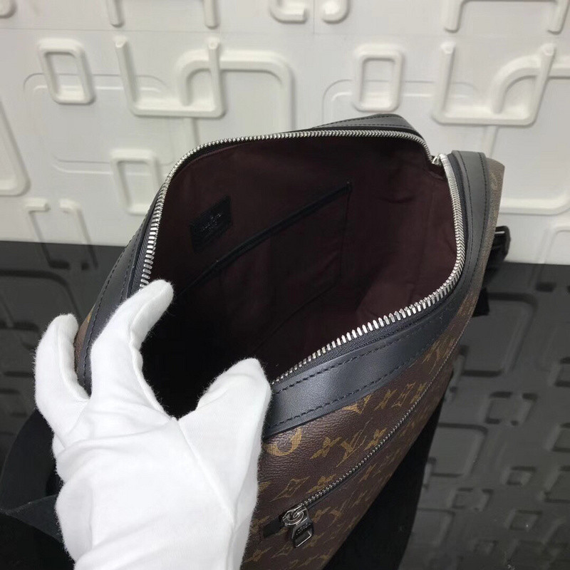 LVT PURSE