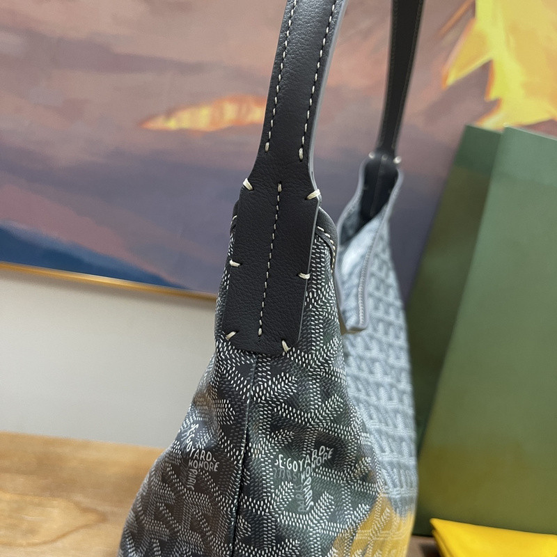 G09ard purse