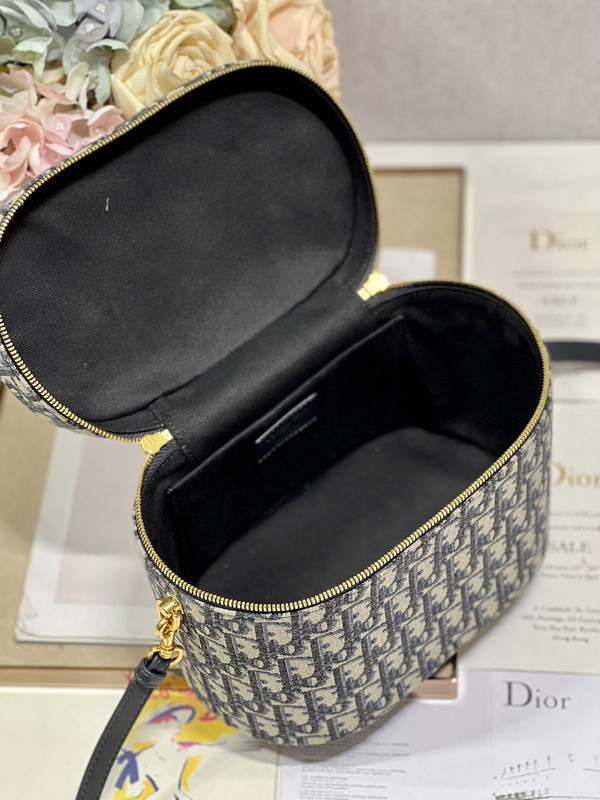 D10r bag