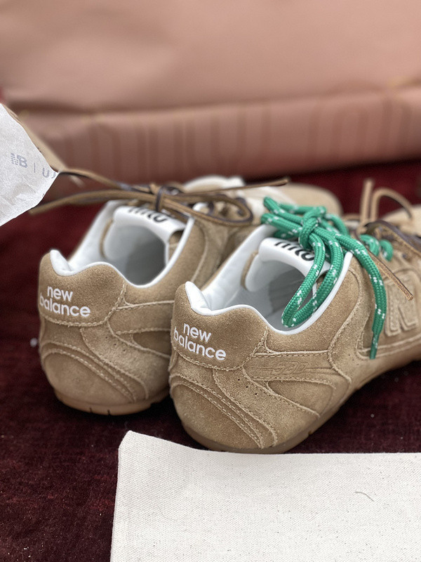 new balance x M1um1u sneaker