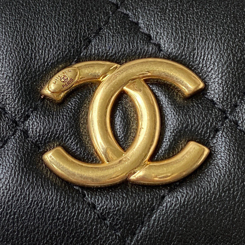 Ch**el purse