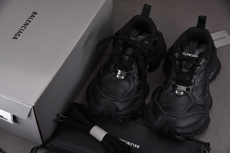 BC XL SNEAKERS