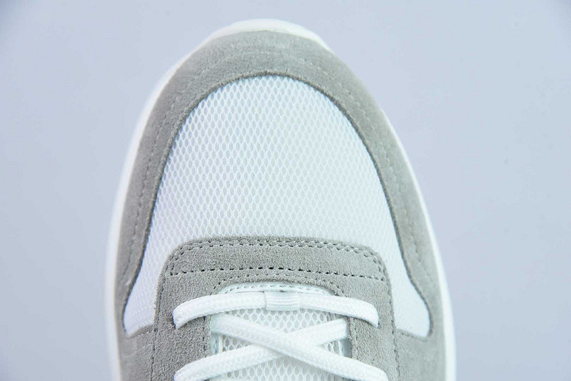 DIO* B25 SNEAKER