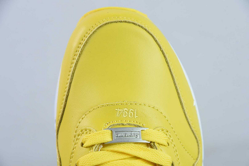 Svp*me puts its signature spin on the nike air max 1 hf8813-700