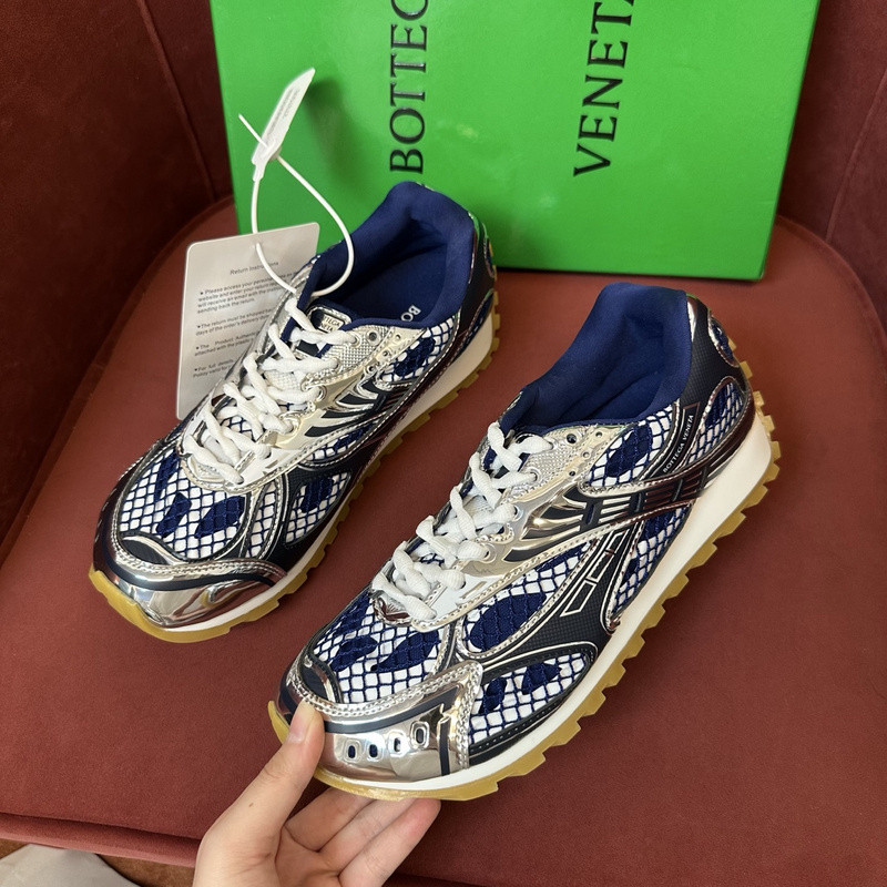 b0tt*ga Ven*ta orbit sneaker
