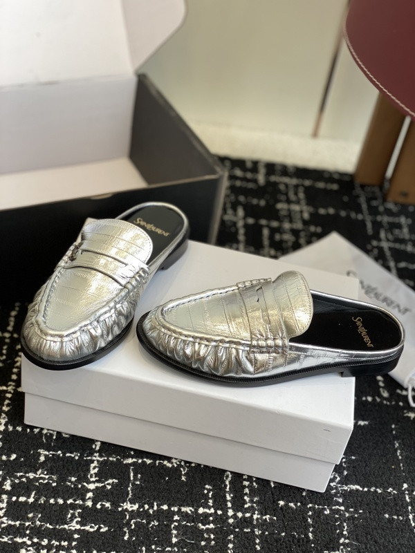 Sa1nt Lau*nt sneaker