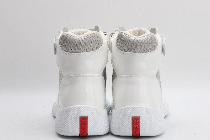 pr sneaker