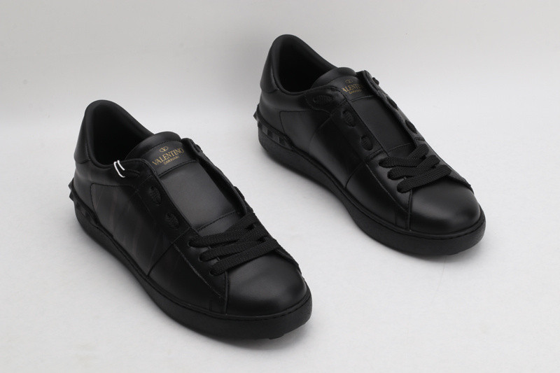 Va1e*ntin0 garavani sneaker