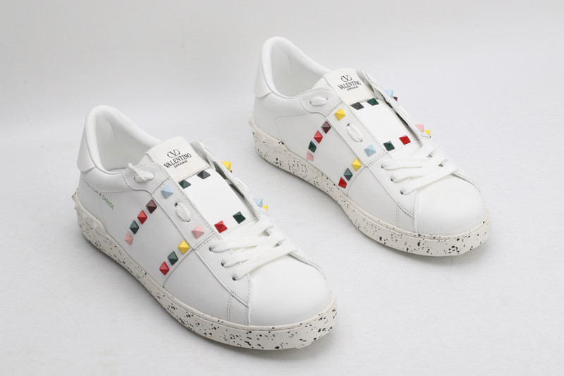Va1e*ntin0 garavani sneaker