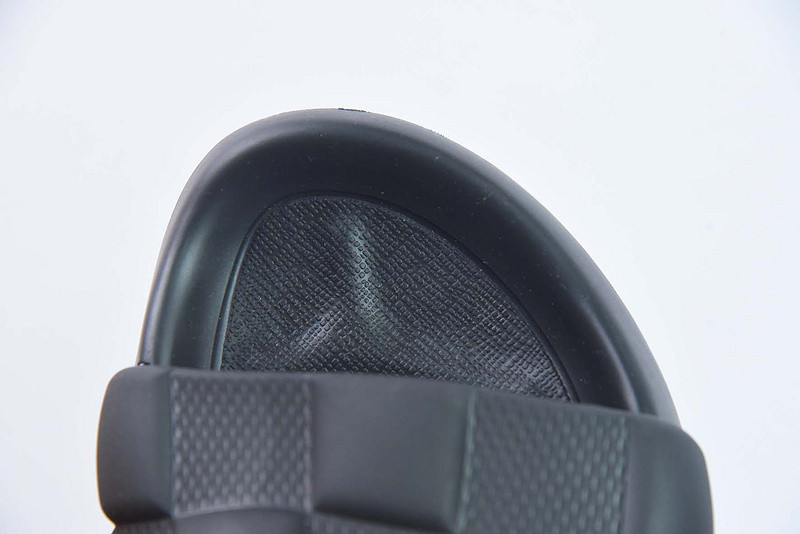 lvt sandals