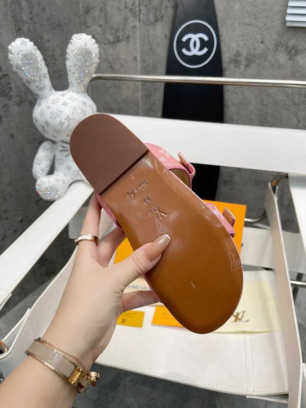 lvt sandals