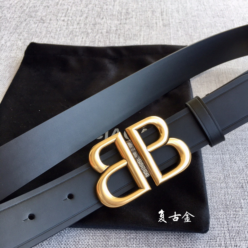 Ba*len*cia*ga belt