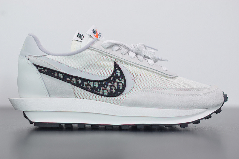 nike x sacai x dio*
