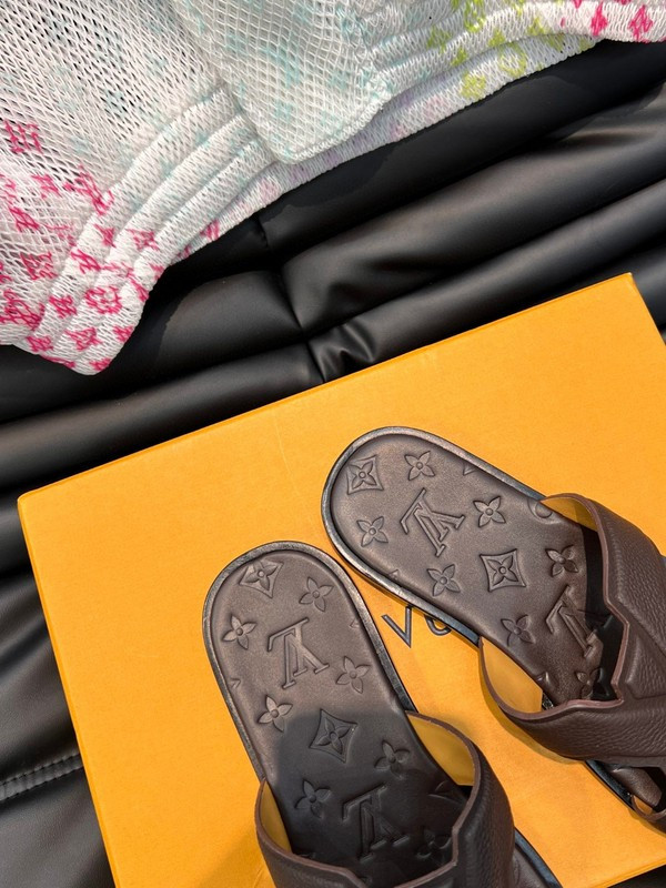 lvt sandals