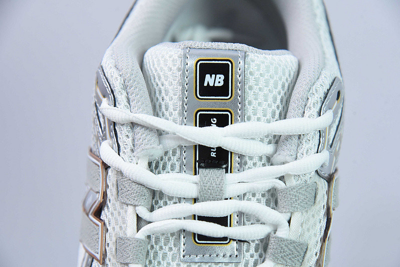 new balance sneaker