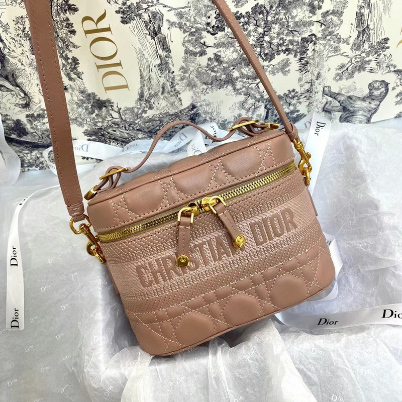 D10r bag