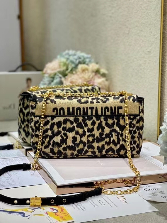 D10r bag