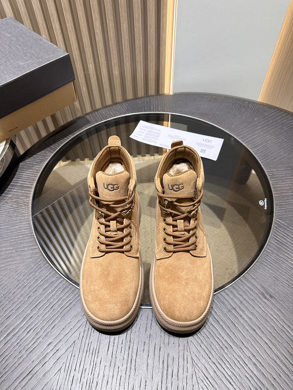UGG