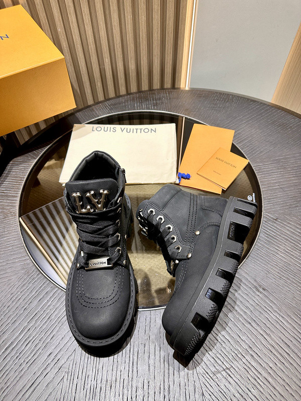 LVT BOOTS