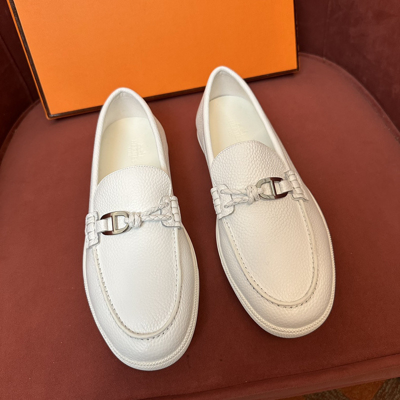 H**me5 sneaker