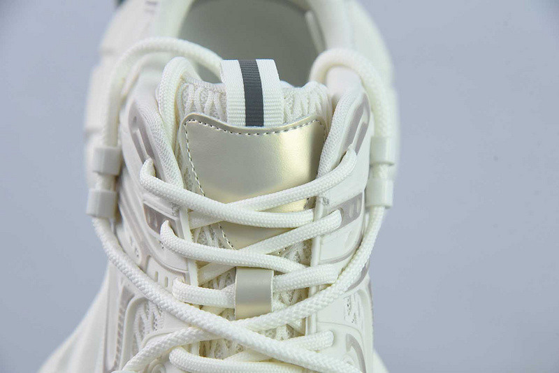 BC XL SNEAKERS