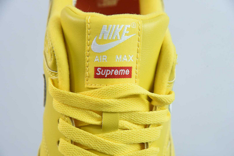 Svp*me puts its signature spin on the nike air max 1 hf8813-700