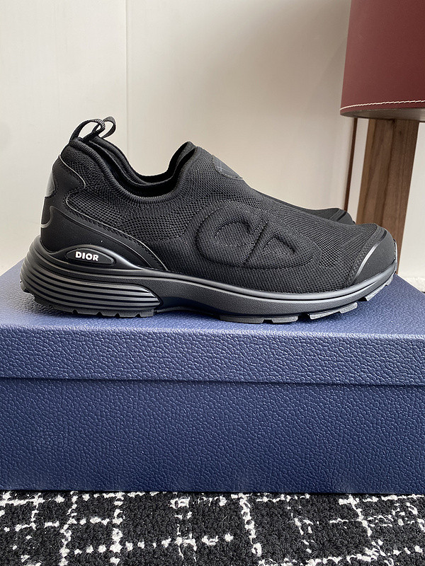 DIO* SNEAKER