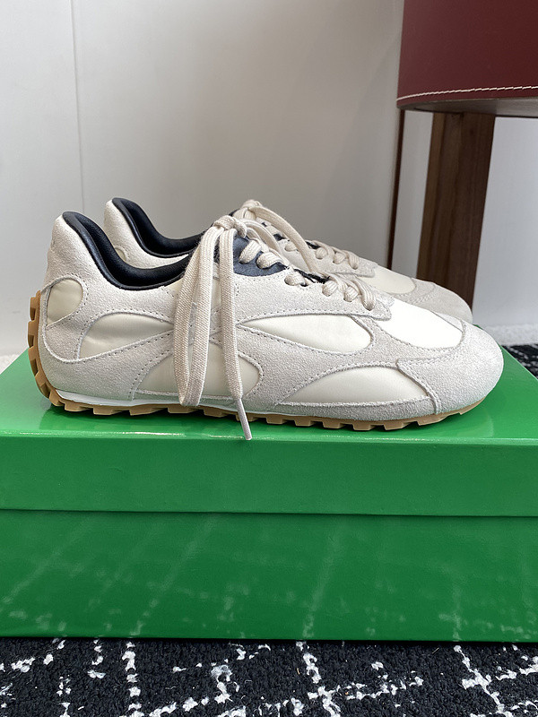 b0tt*ga Ven*ta sneaker